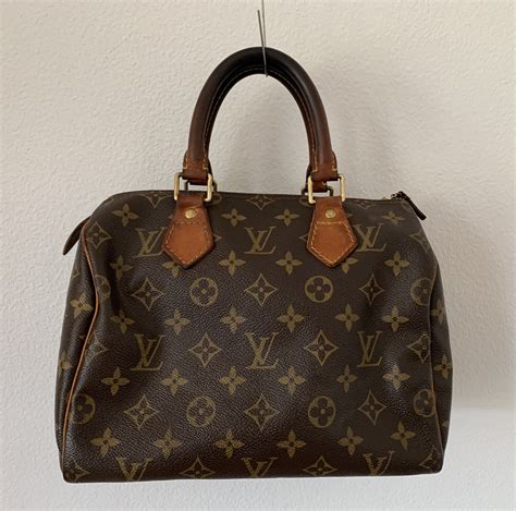 louis vuitton vintage bags images.